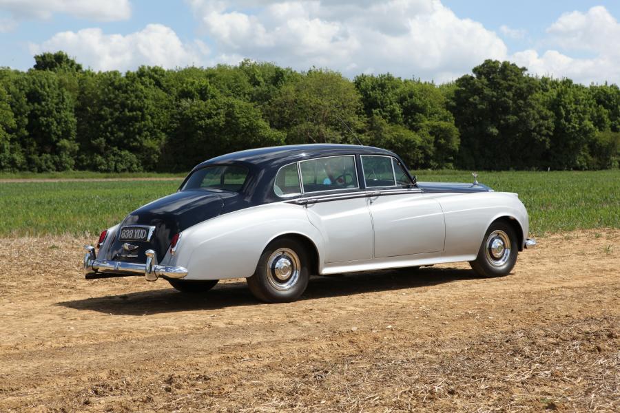  Rolls-Royce Silver Cloud LWB Saloon 1959 года  (фото 20 из 21)